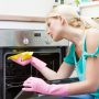 Jak skutecznie czyścić i pielęgnować sprzęt kuchenny?